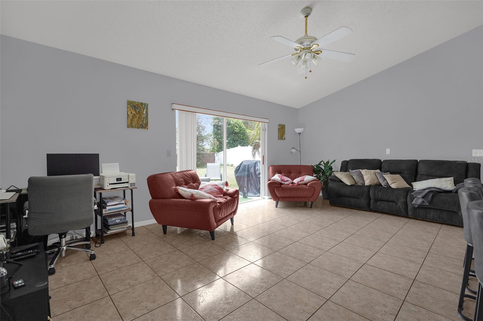 230 Lytton Cir Property Photo 8