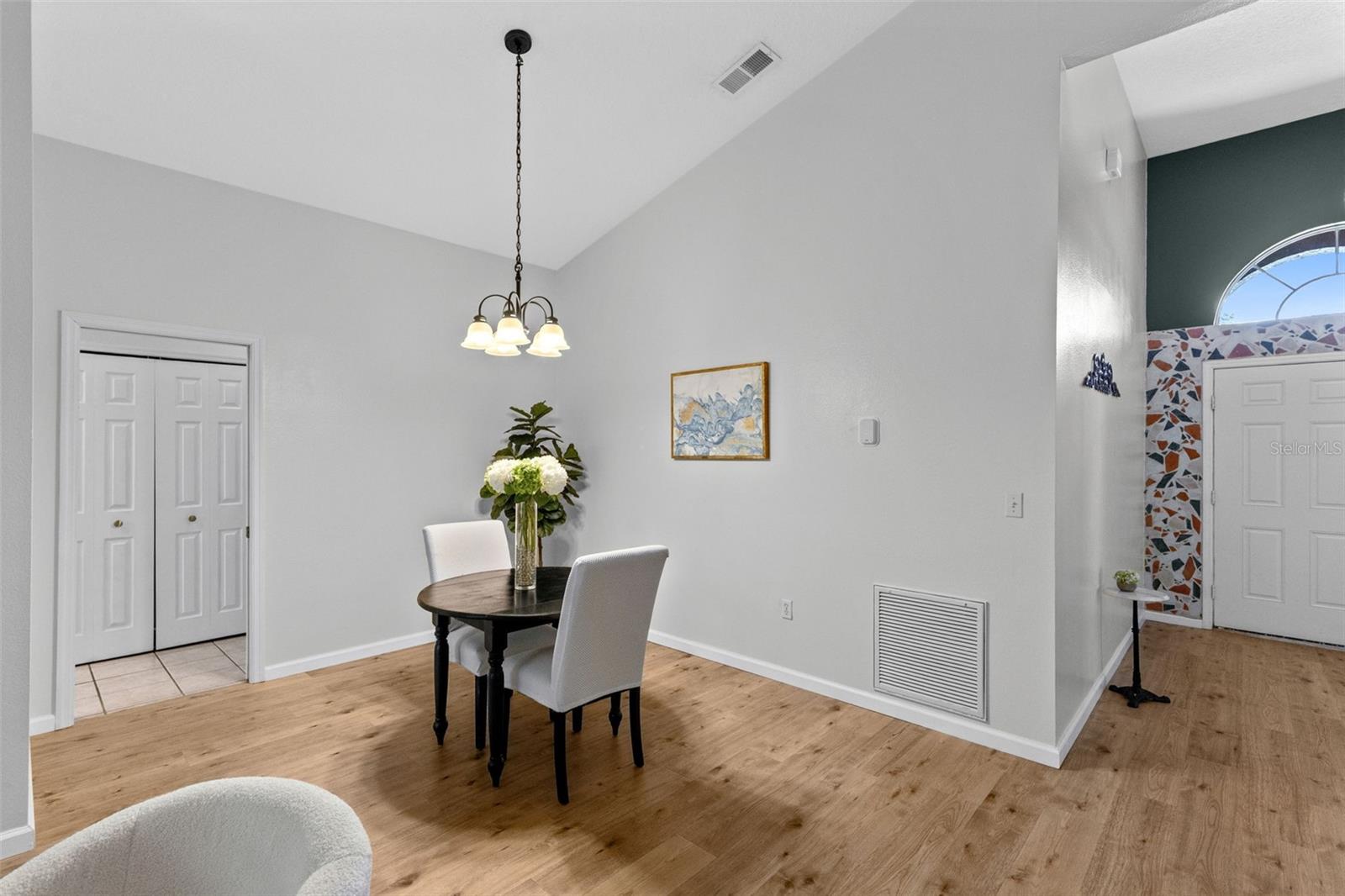 2839 Spring Heather Pl Property Photo 8