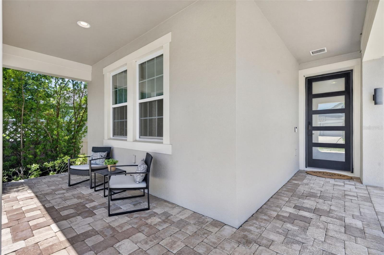 9202 Merlon Dr Property Photo 4