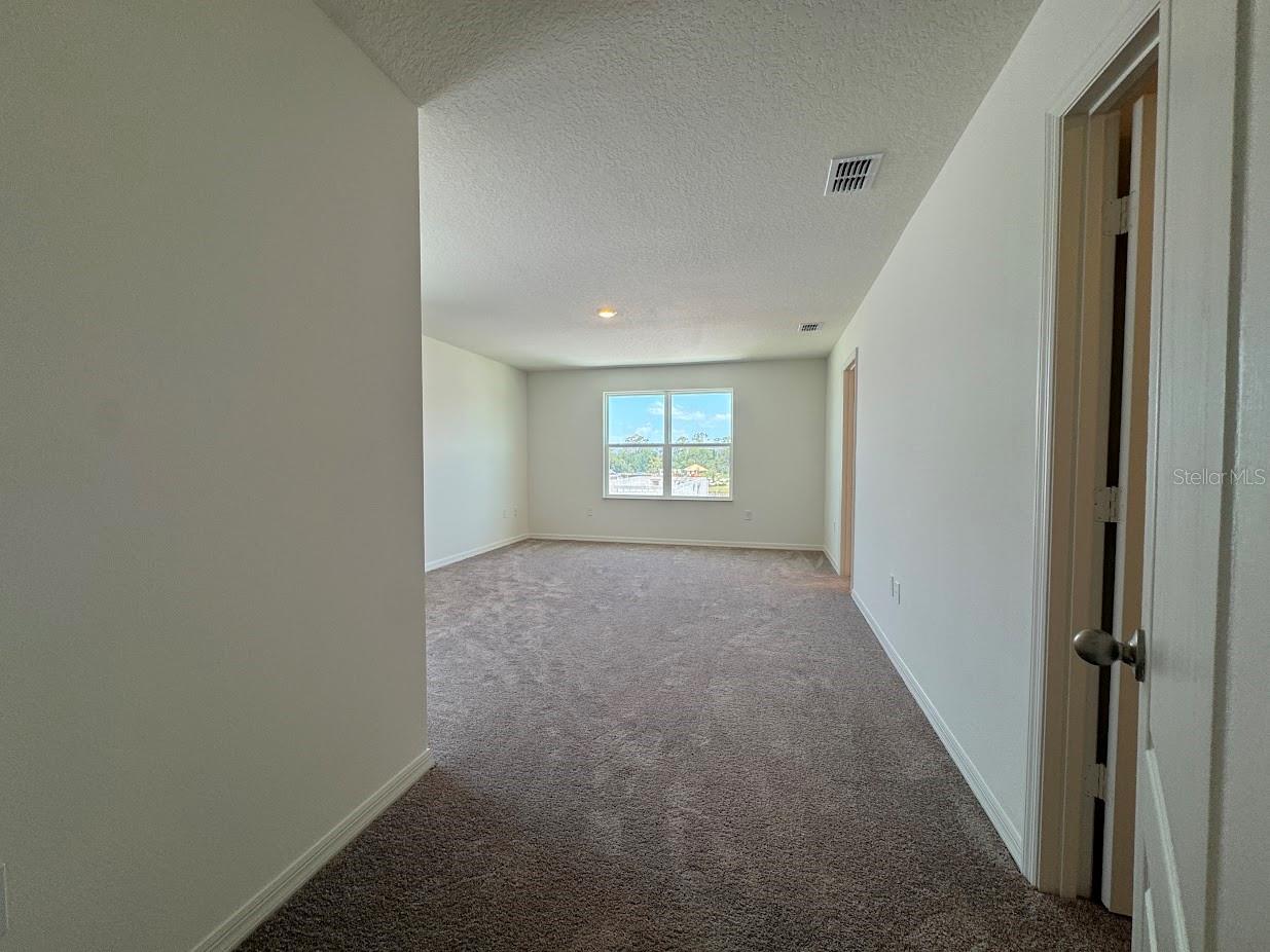 2723 Plover St Property Photo 8
