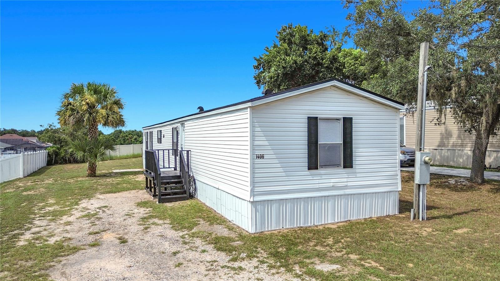 1406 Finney Rd Property Photo 5