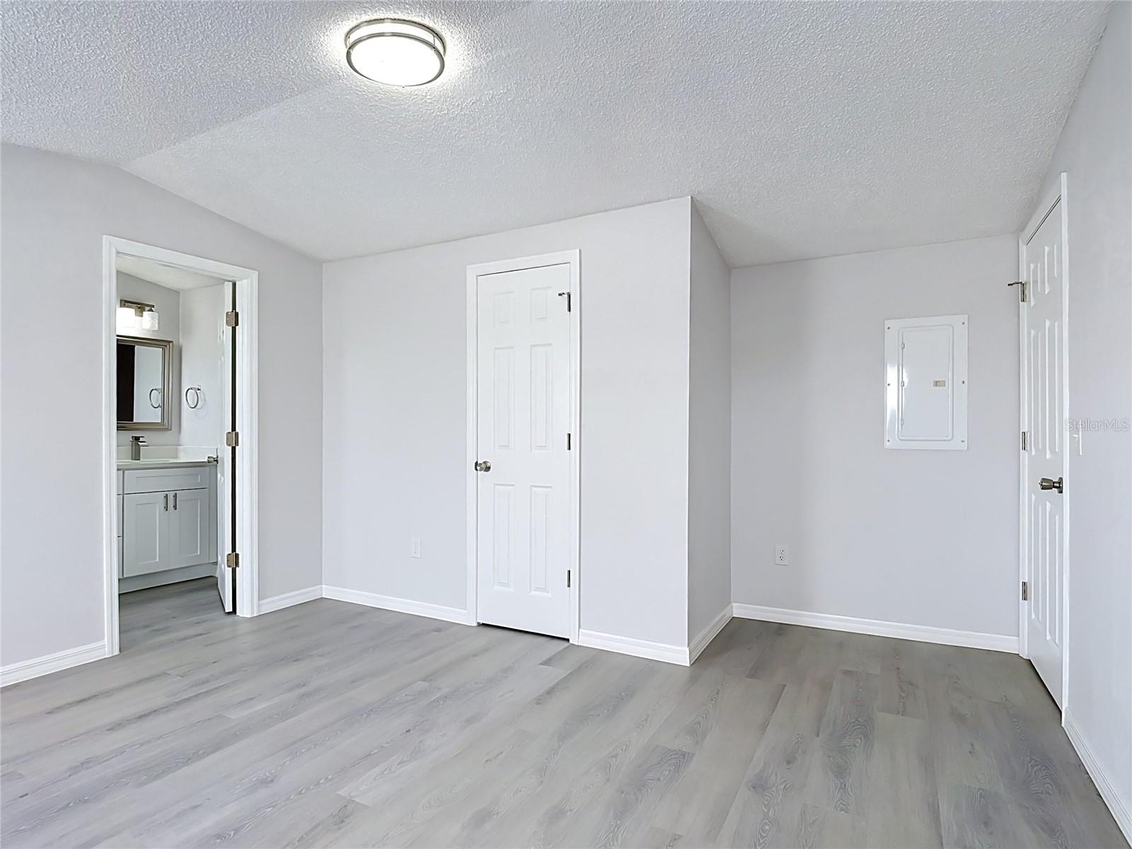 1406 Finney Rd Property Photo 21