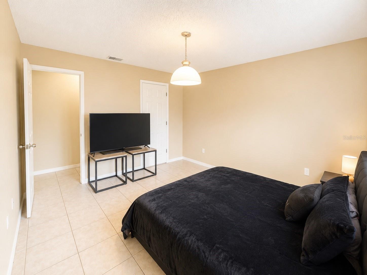1218 Bermuda Lakes Ln #201 Property Photo 5