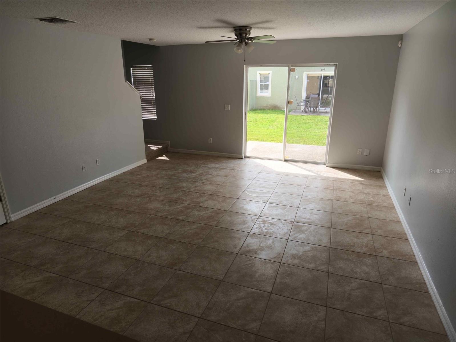 669 Cresting Oak Cir #30 Property Photo 5