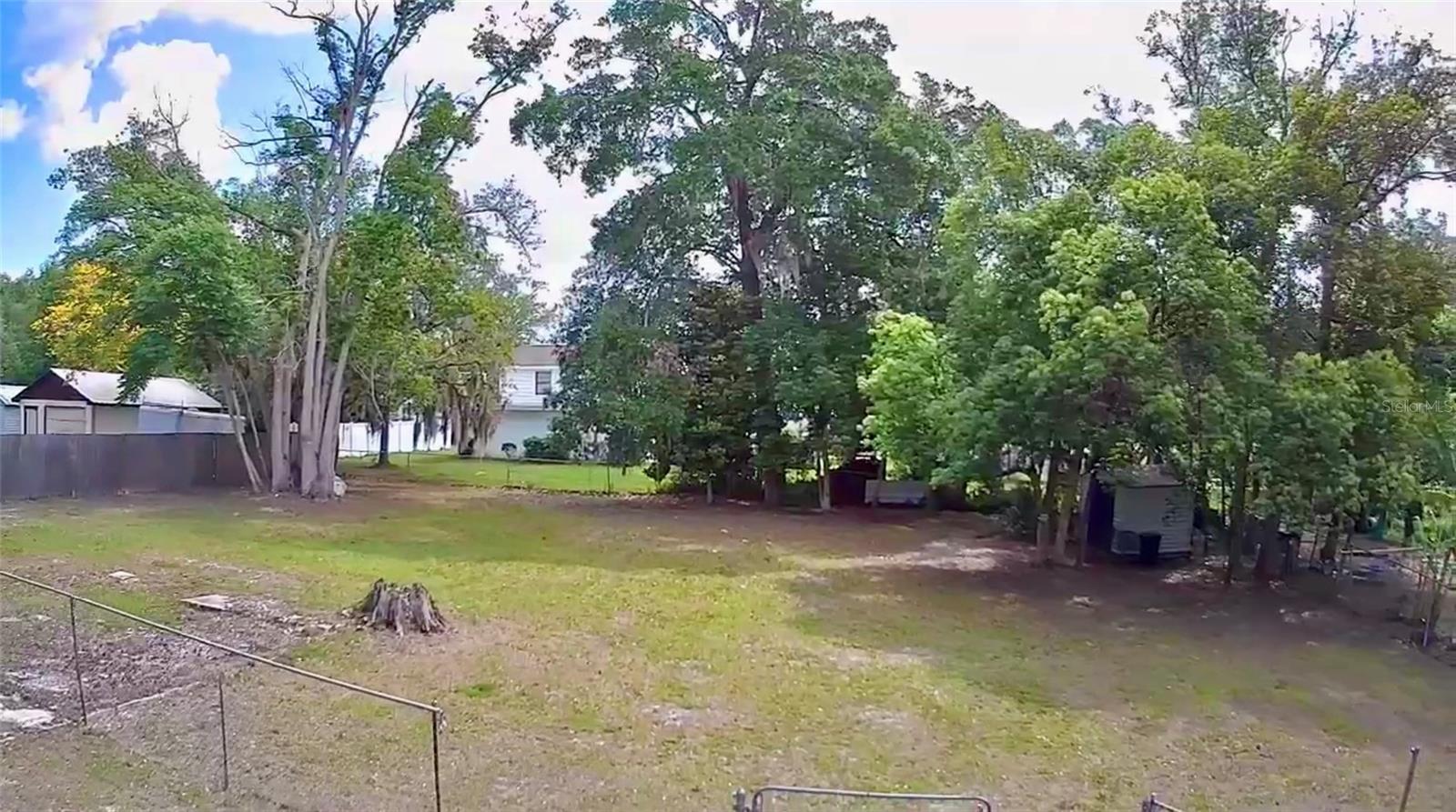 O6428310 Property Photo 10
