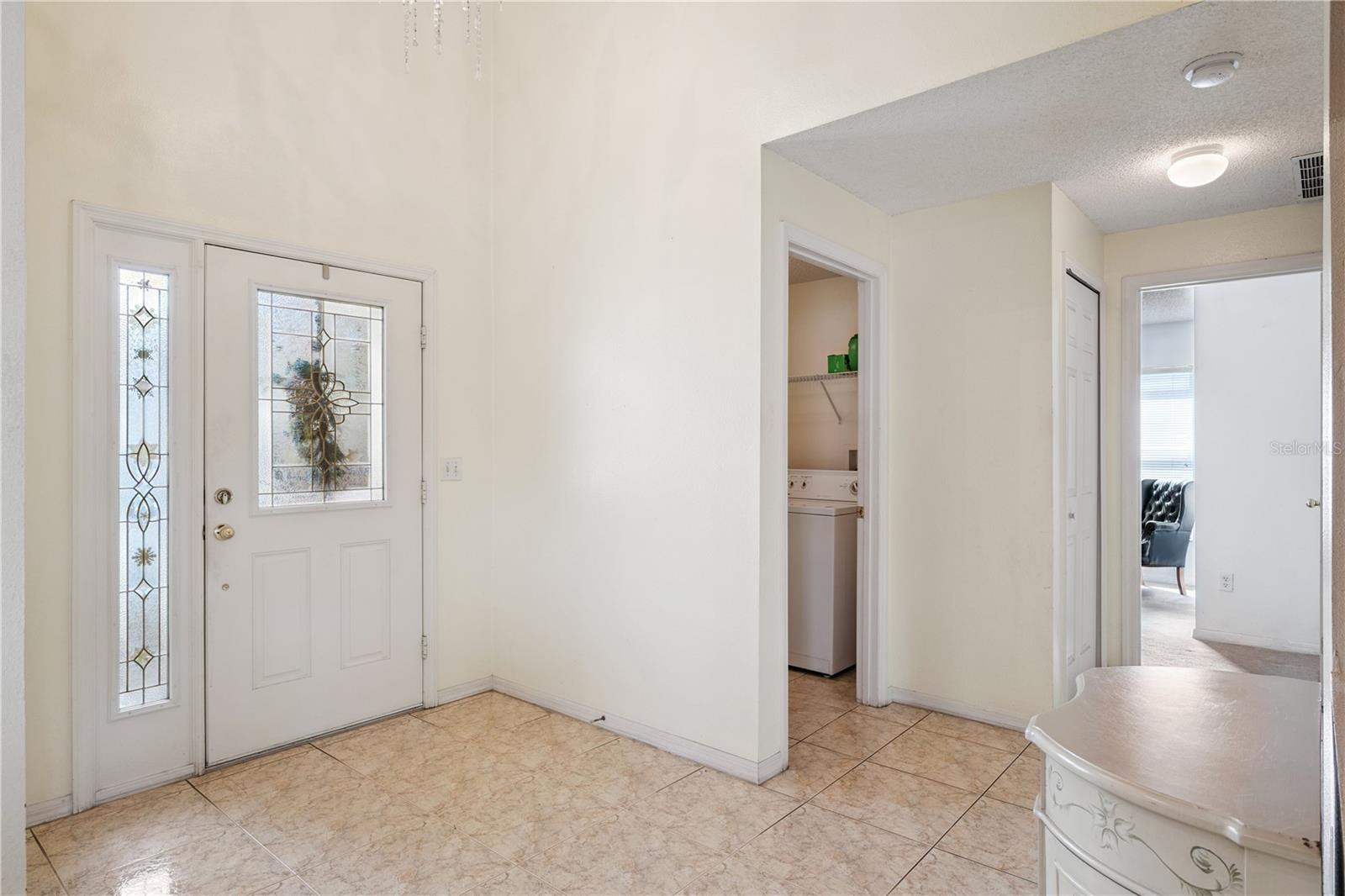 663 Mesilla Dr Property Photo 4