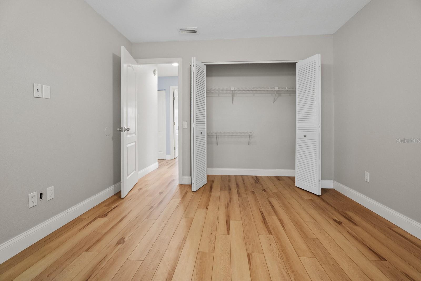 7437 Pinemount Dr Property Photo 37