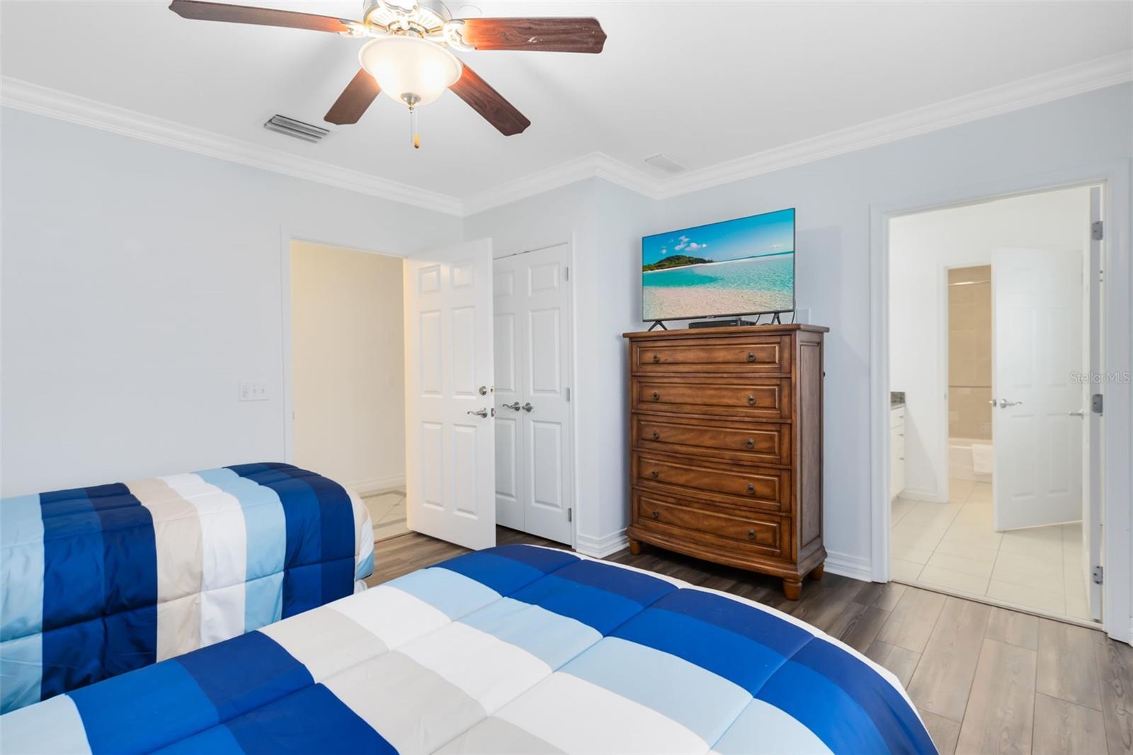 7602 Cabana Ct #101 Property Photo 14