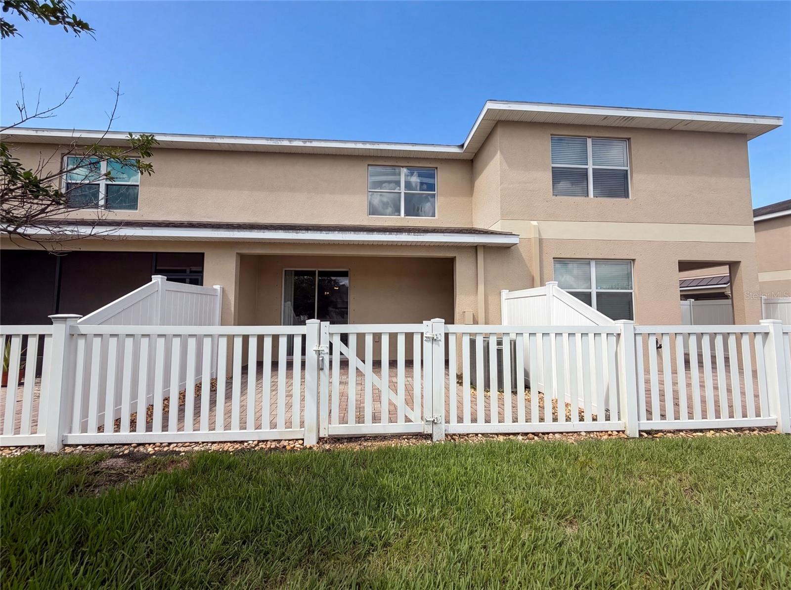 13717 Rosette Rd Property Photo 5
