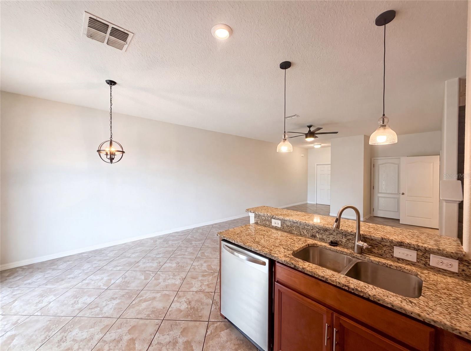 13717 Rosette Rd Property Photo 13