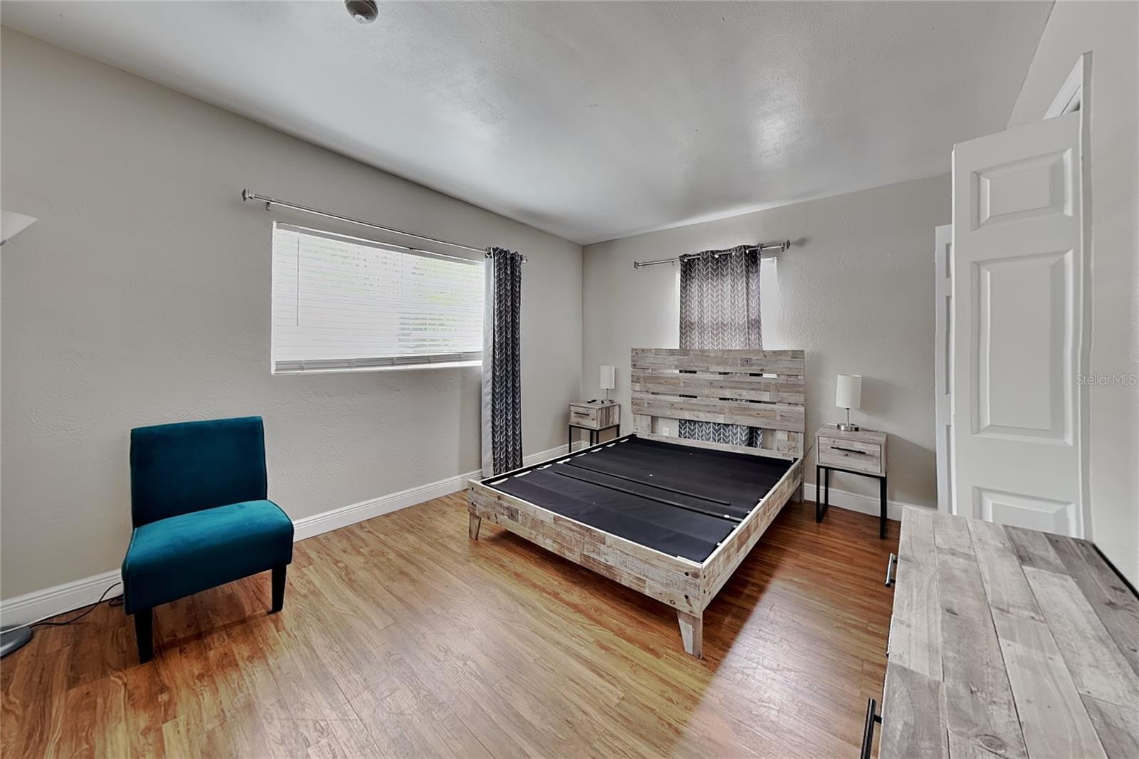 313 S Lawsona Blvd Property Photo 11