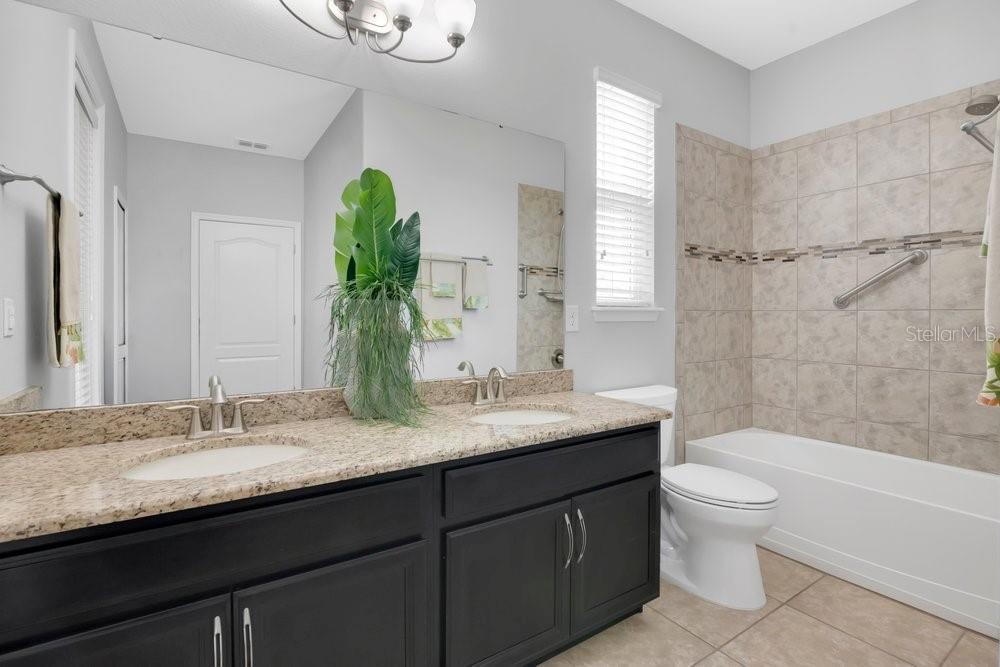 105 E Cherry Pl Property Photo 24