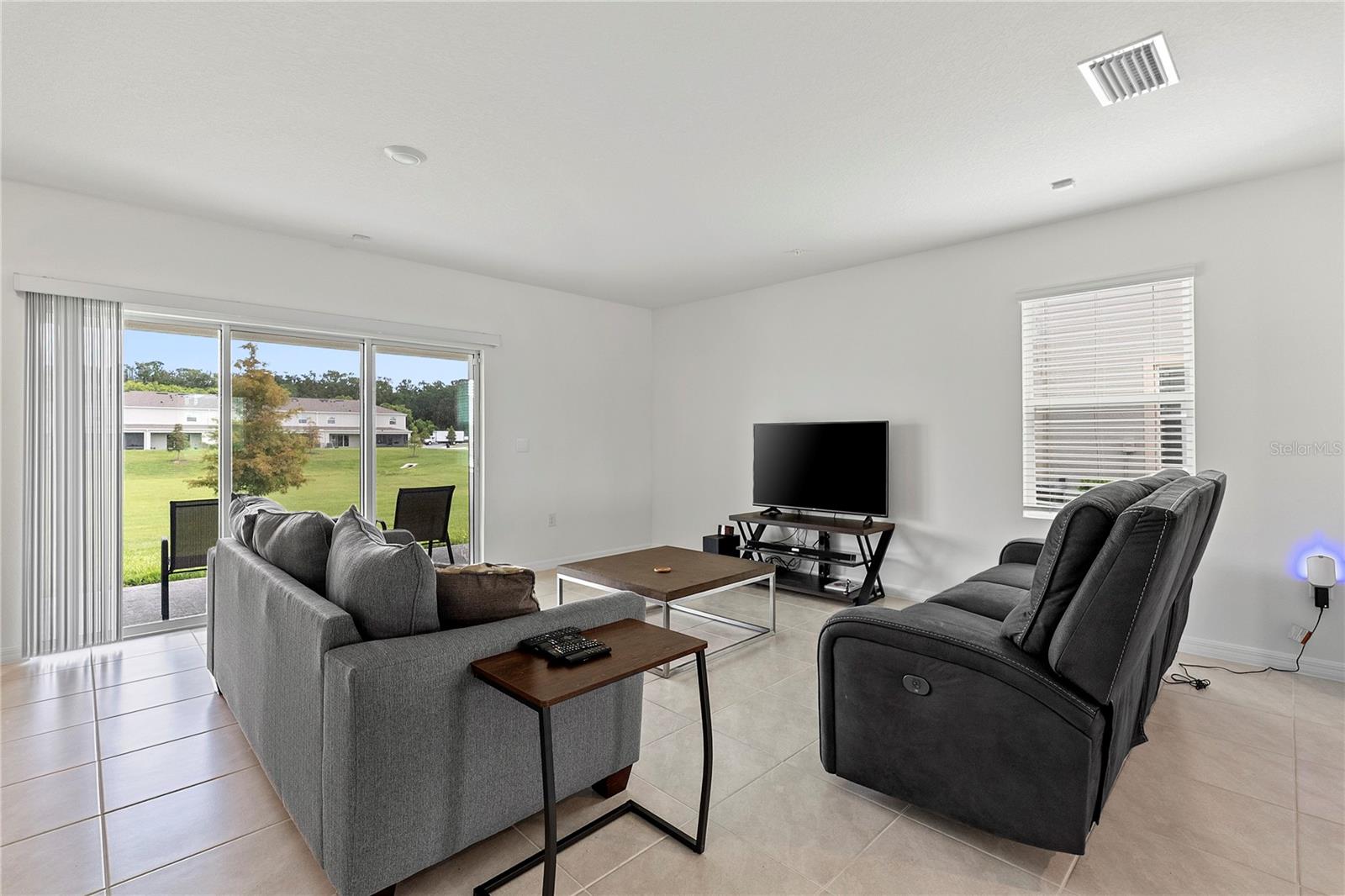 3476 Major Oak Blvd Property Photo 4