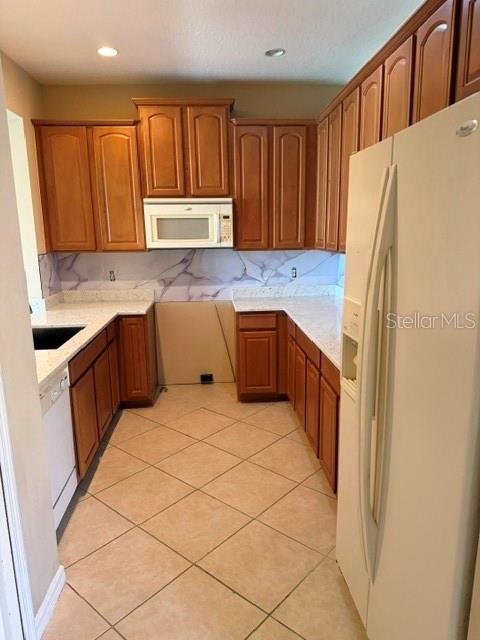 472 Harbor Winds Ct Property Photo 5