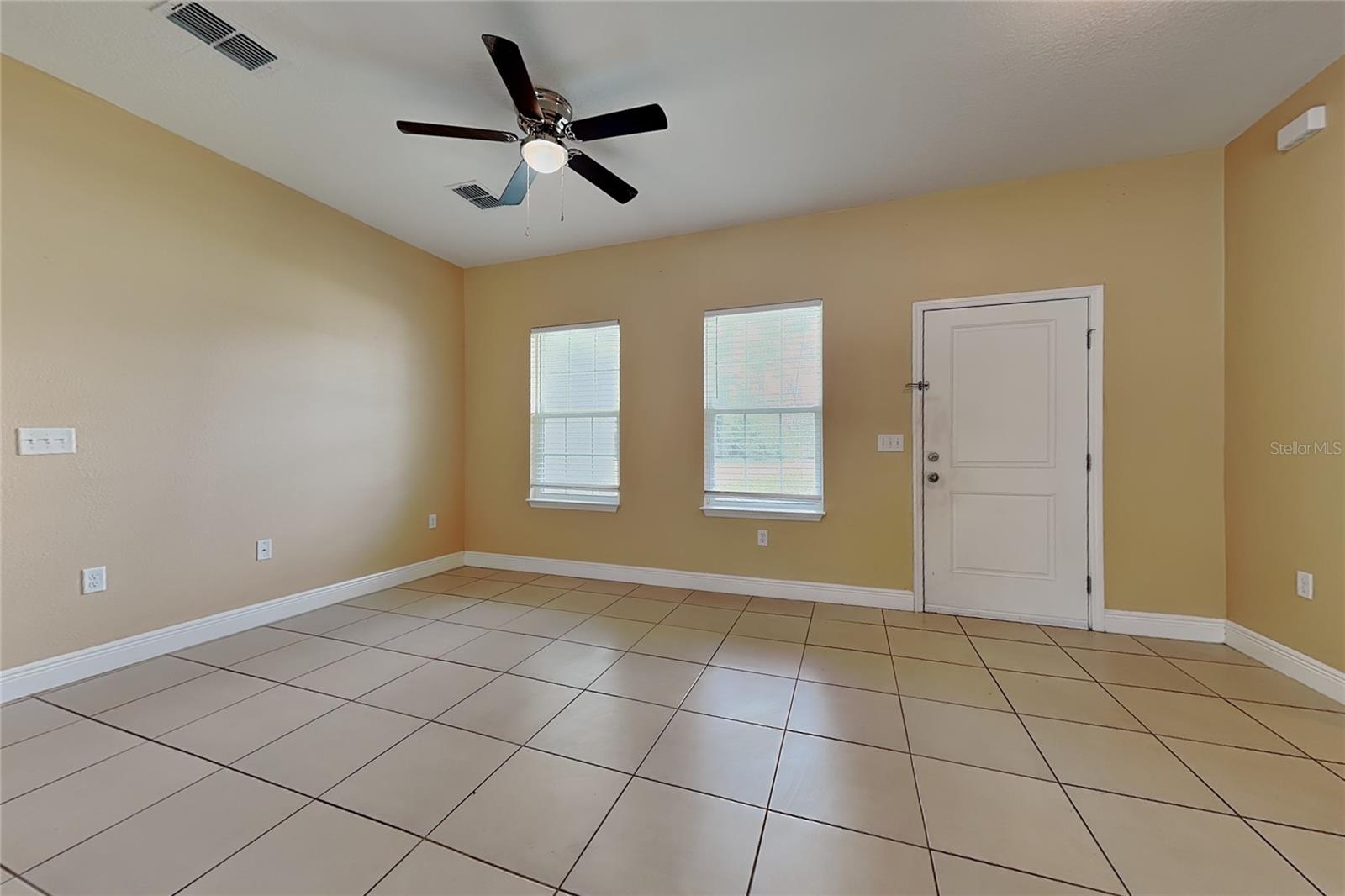 5017 Sw 165th Street Rd Property Photo 2