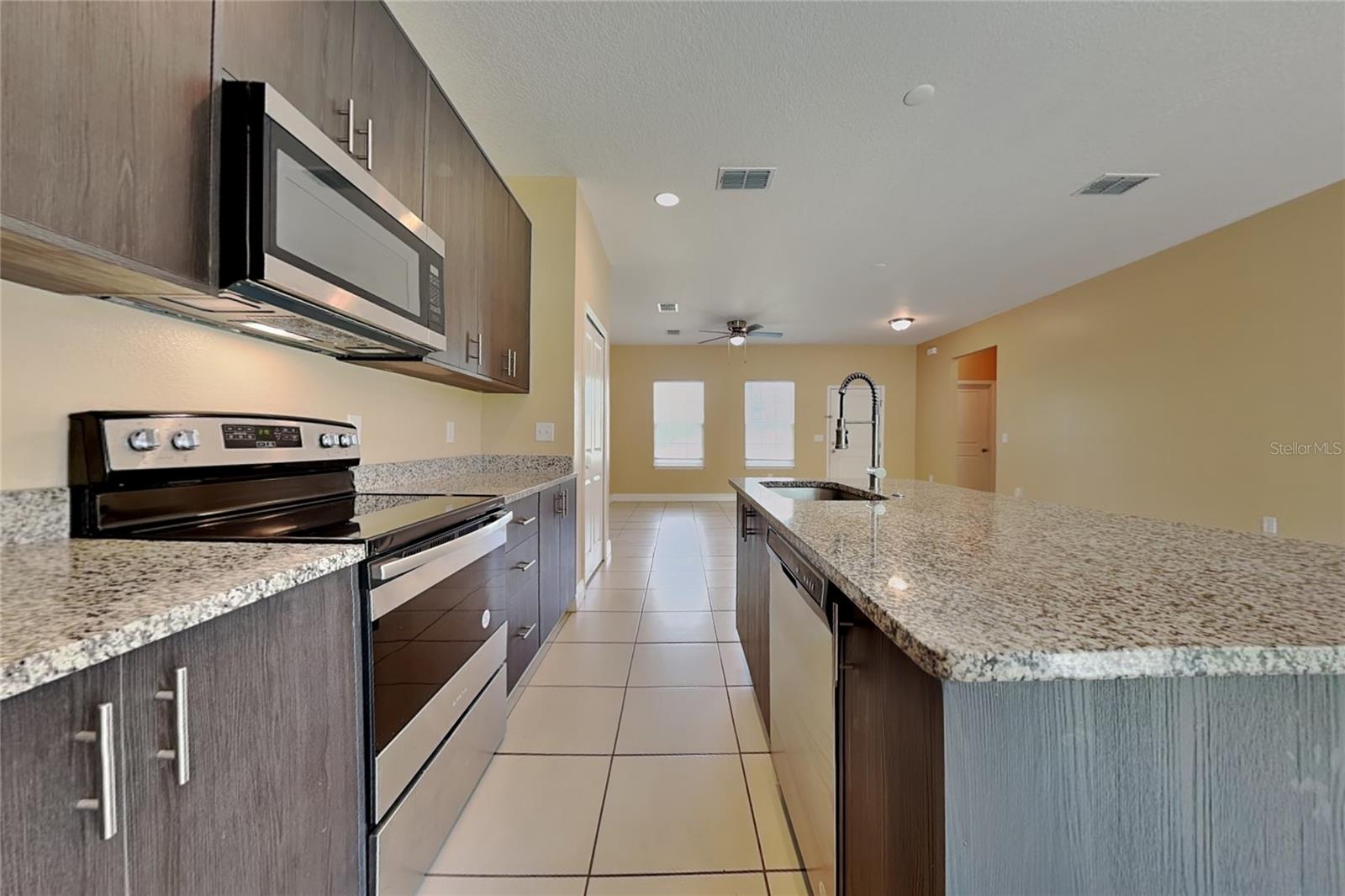 5017 Sw 165th Street Rd Property Photo 4