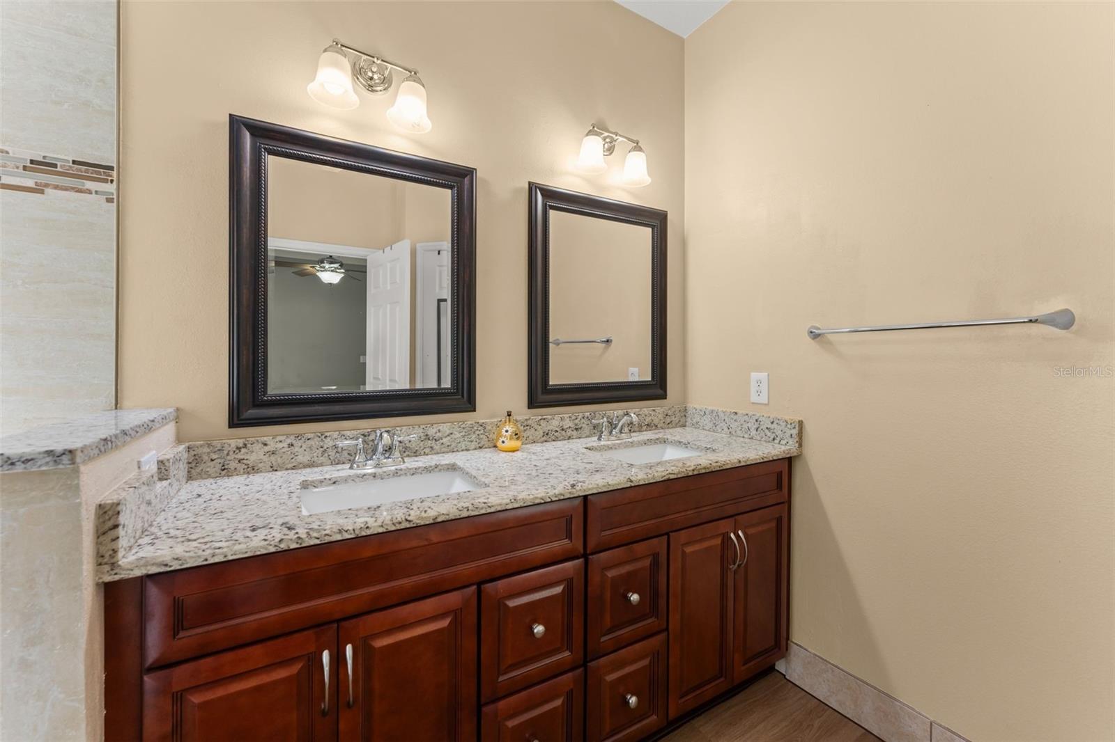 14127 Southern Red Maple Dr Property Photo 27