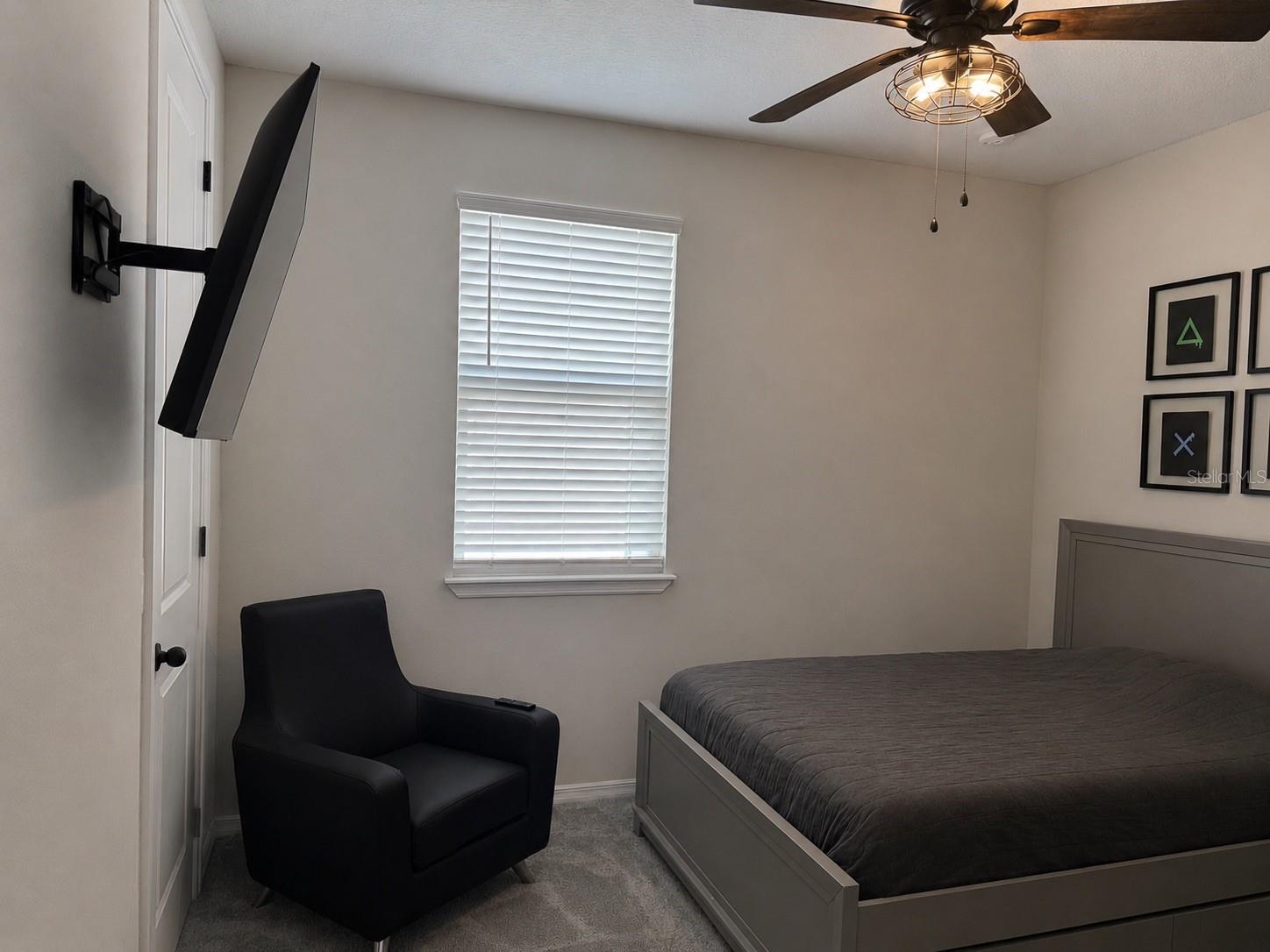10439 Austrina Oak Loop Property Photo 37