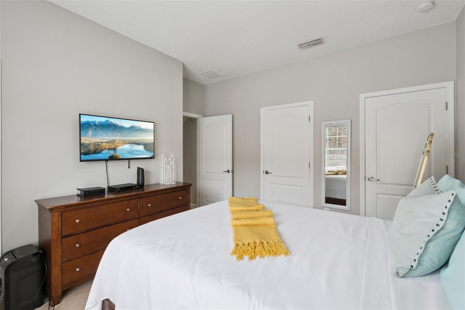 8957 Cat Palm Rd Property Photo 12