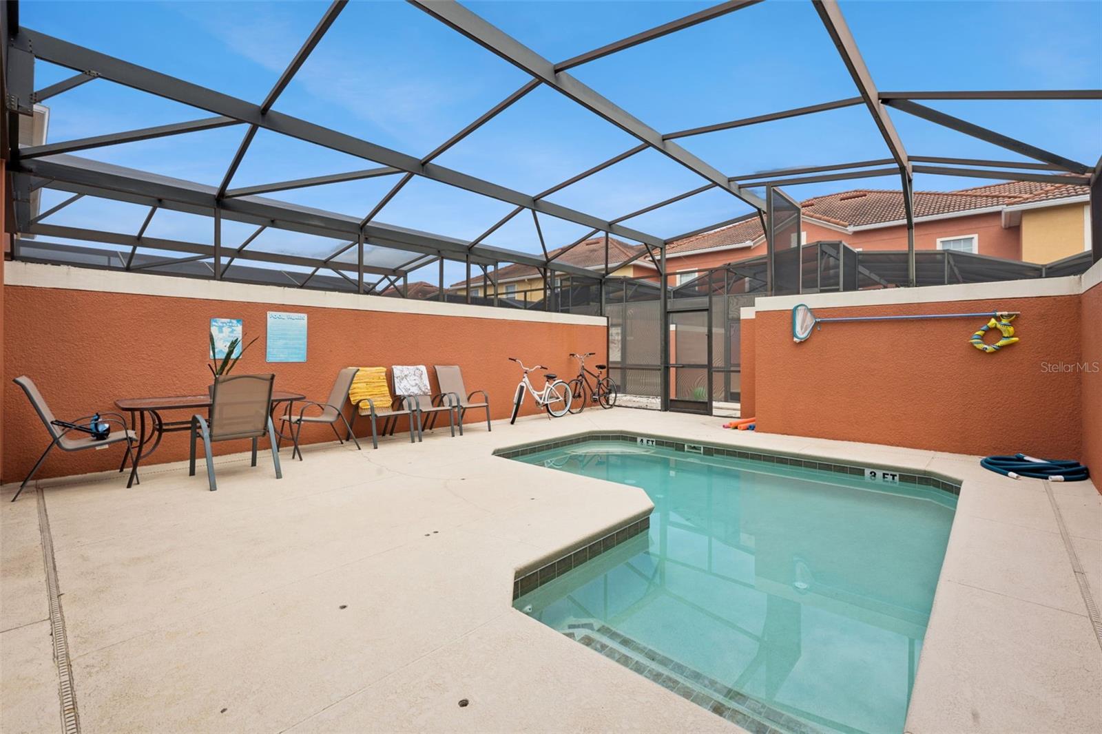 8957 Cat Palm Rd Property Photo 28