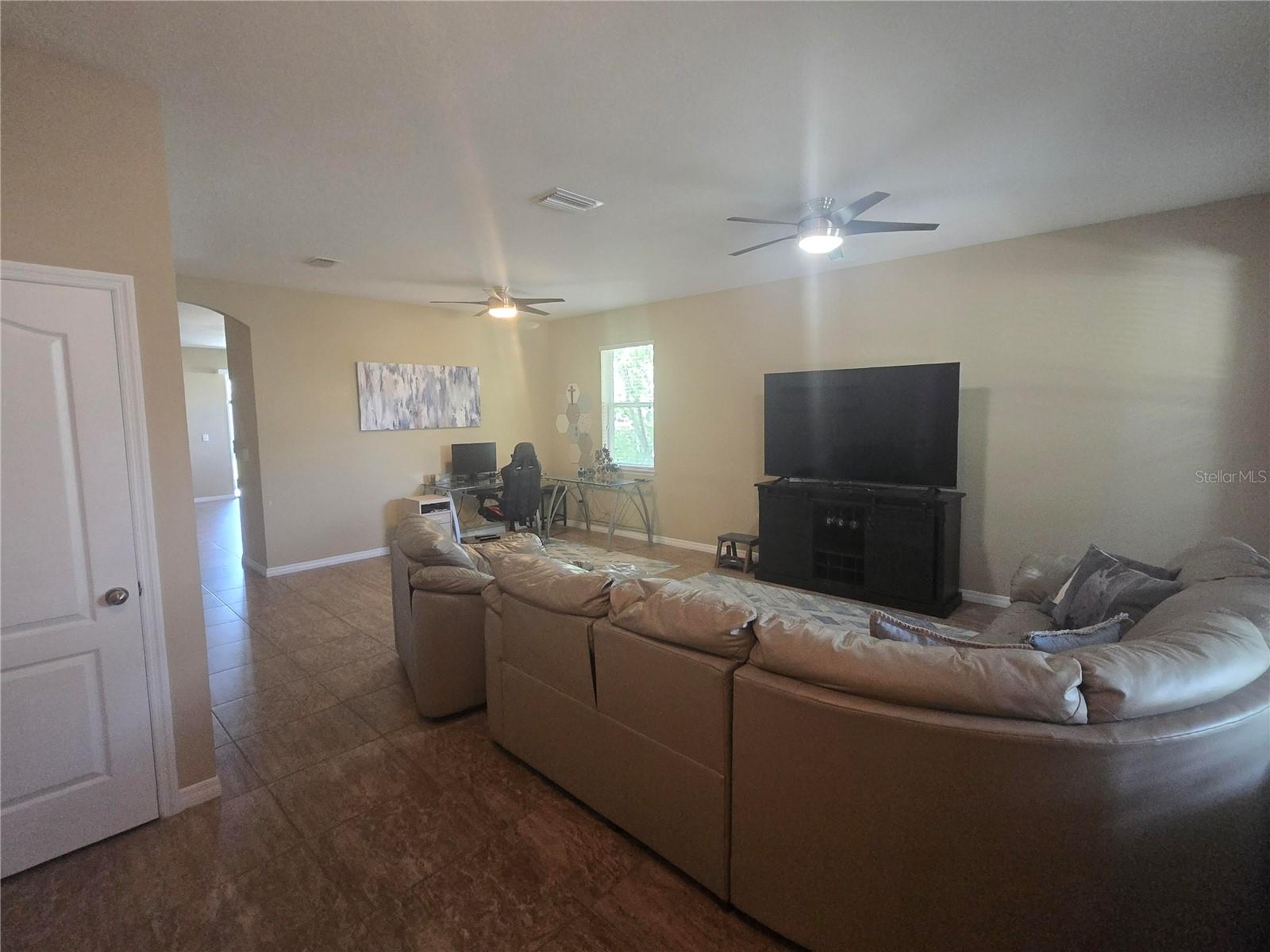 8451 Karpeal Dr Property Photo 3