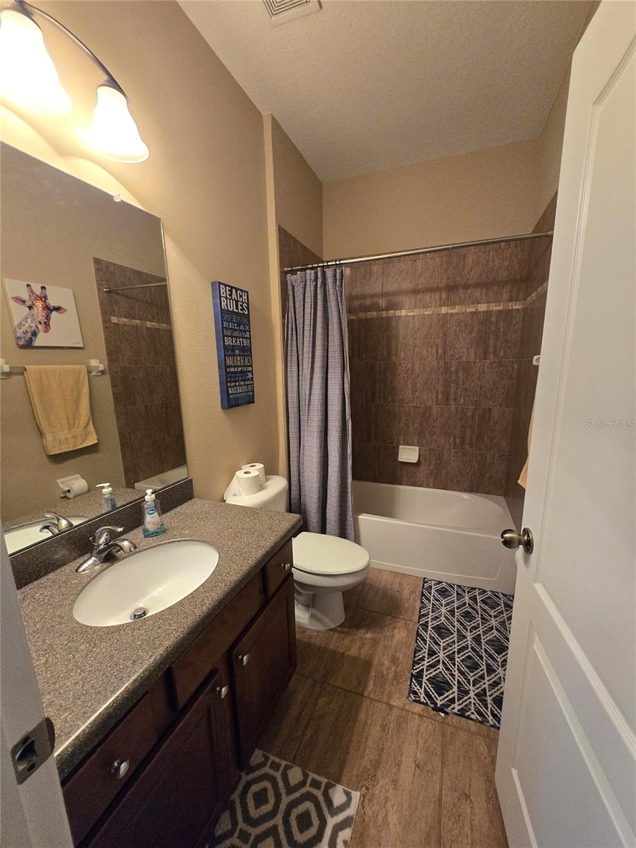 8451 Karpeal Dr Property Photo 14