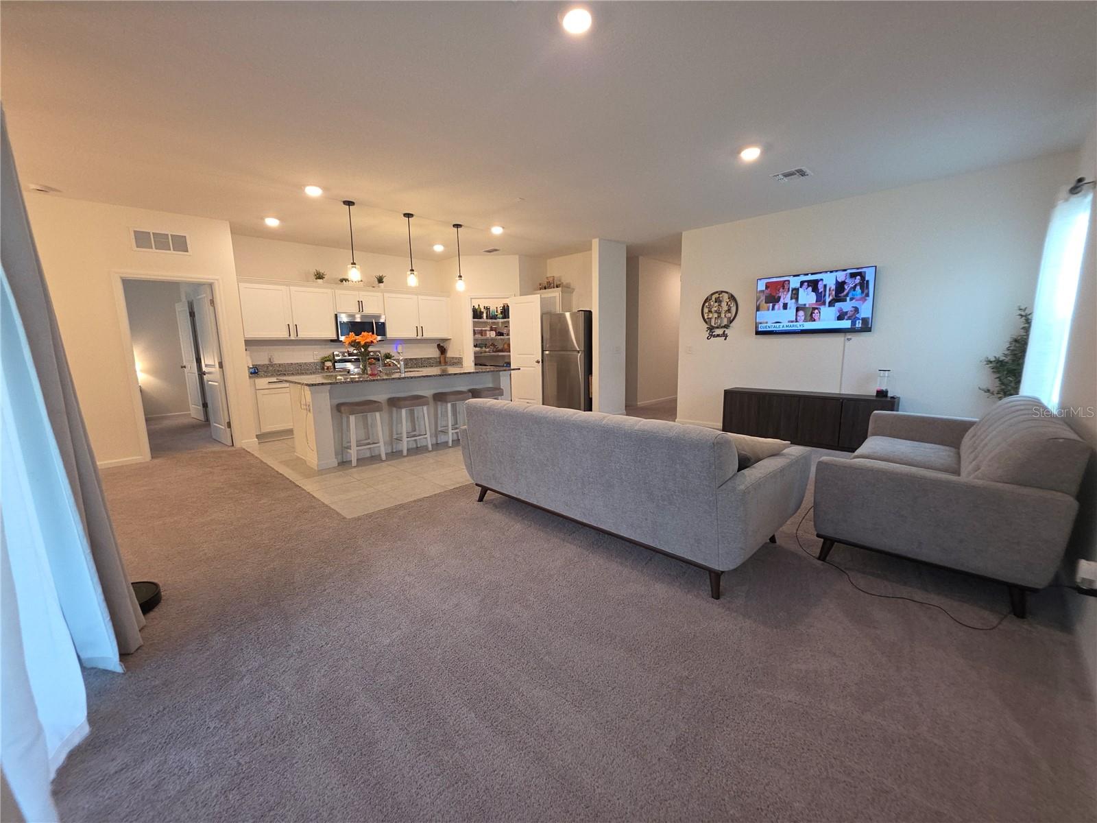 1569 Effra Way Property Photo 13