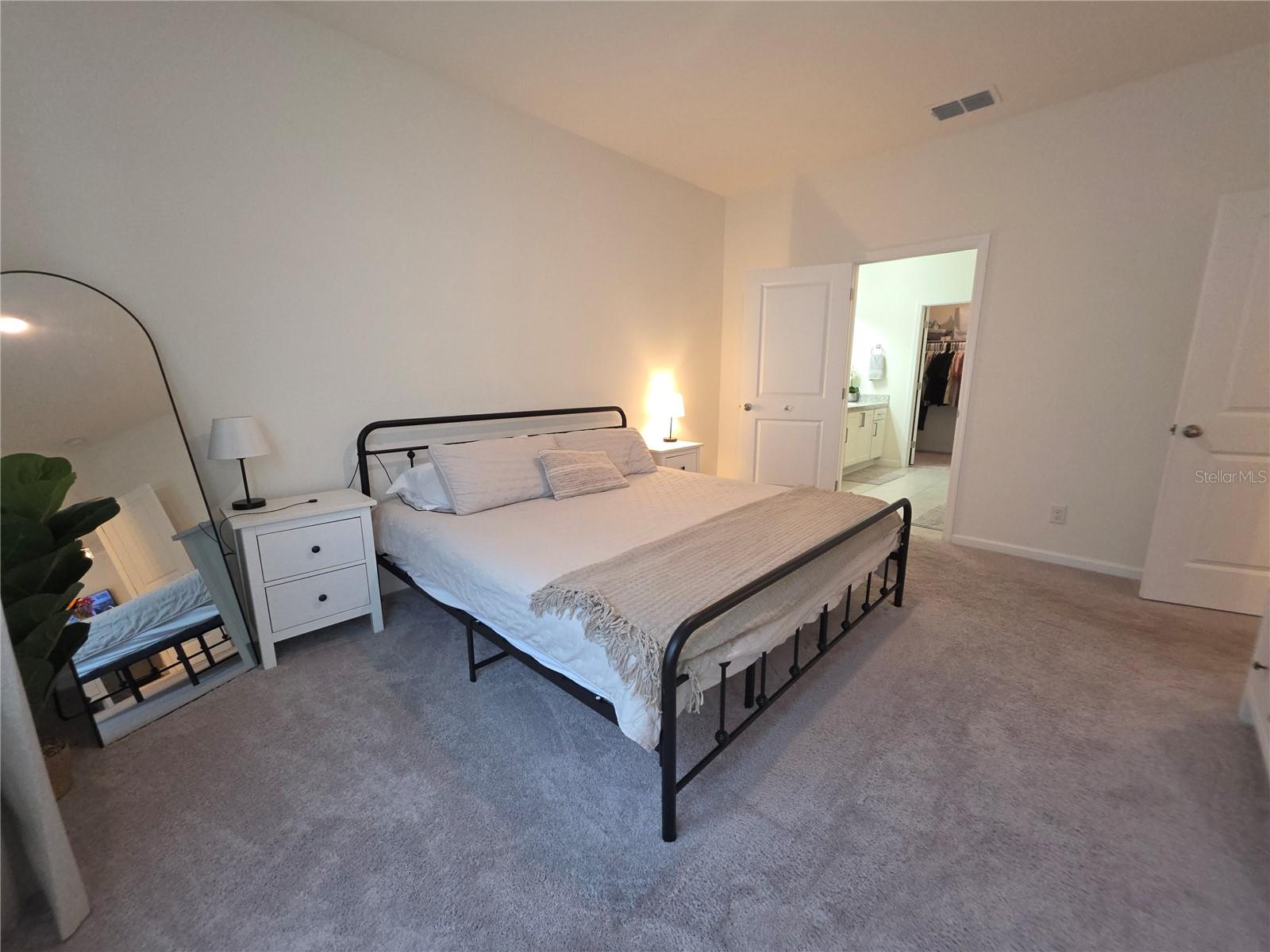 1569 Effra Way Property Photo 17
