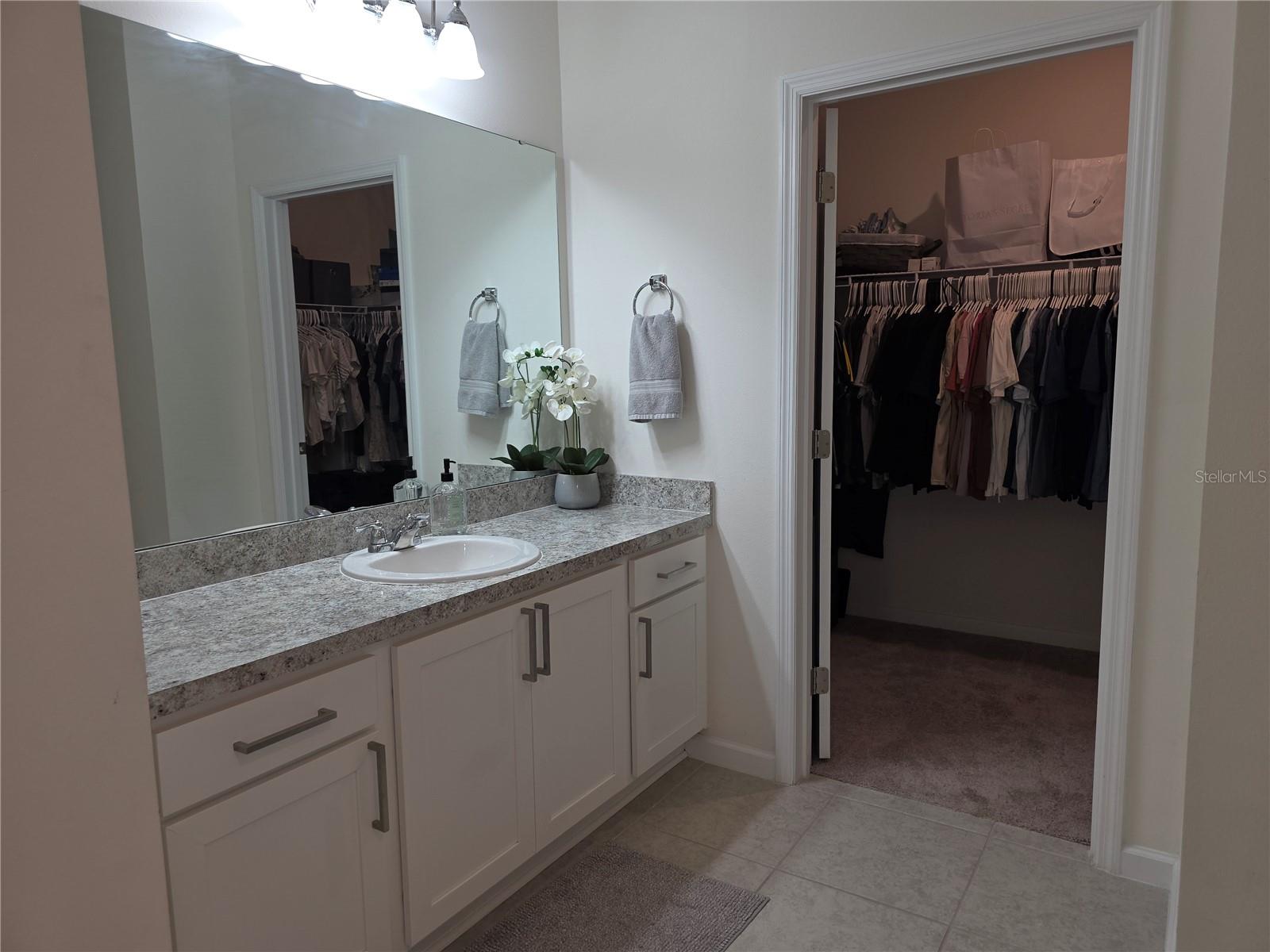 1569 Effra Way Property Photo 22