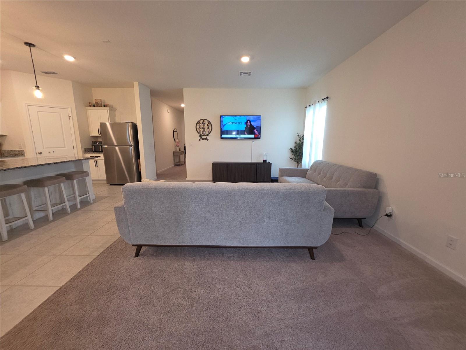1569 Effra Way Property Photo 27