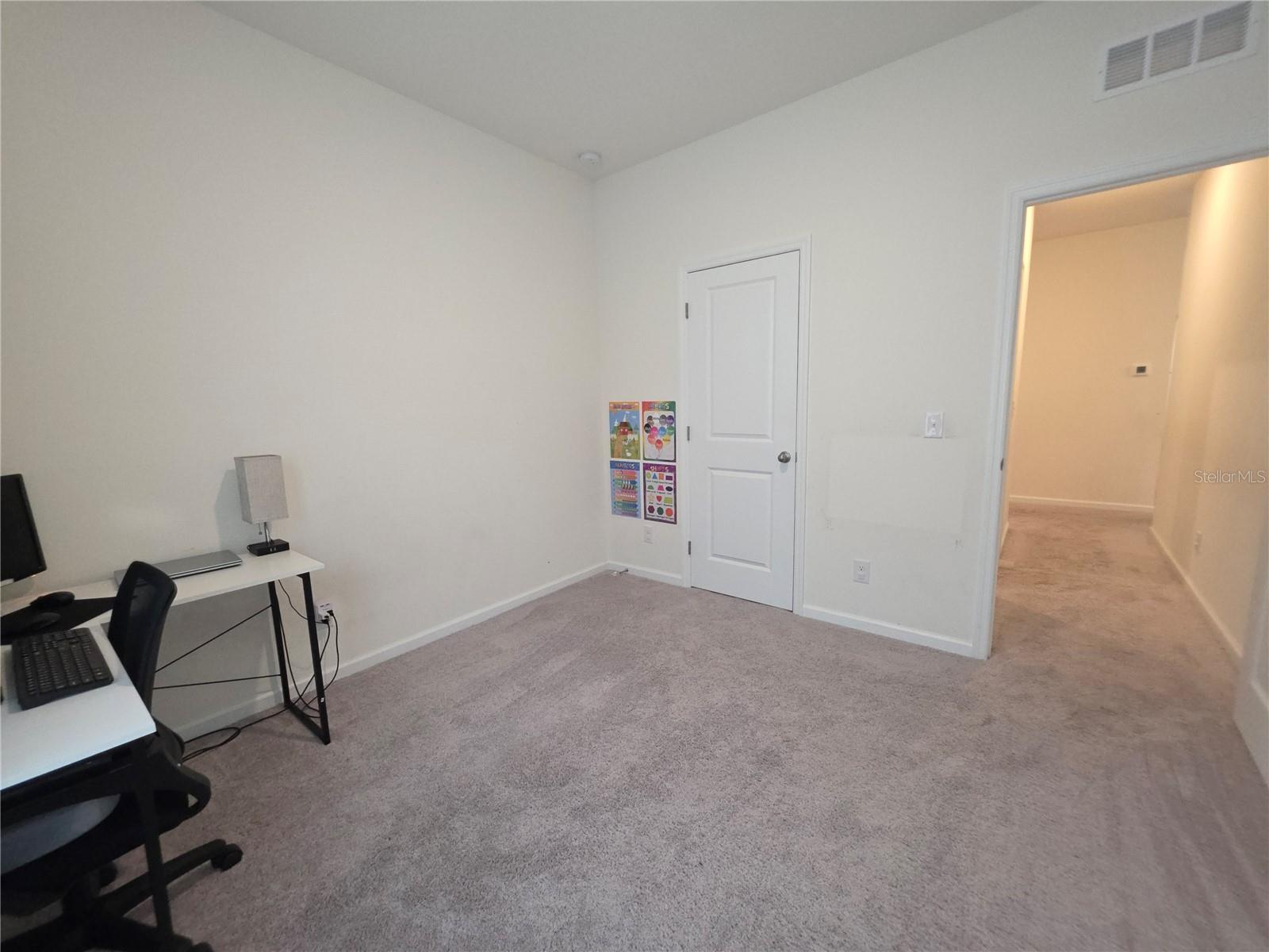 1569 Effra Way Property Photo 33