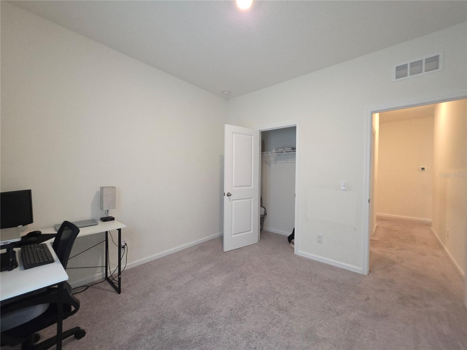 1569 Effra Way Property Photo 34