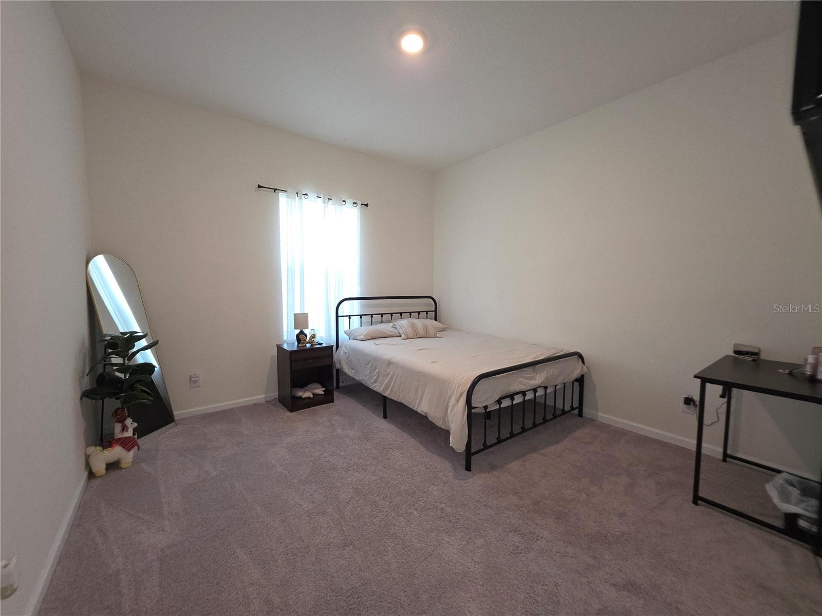 1569 Effra Way Property Photo 36