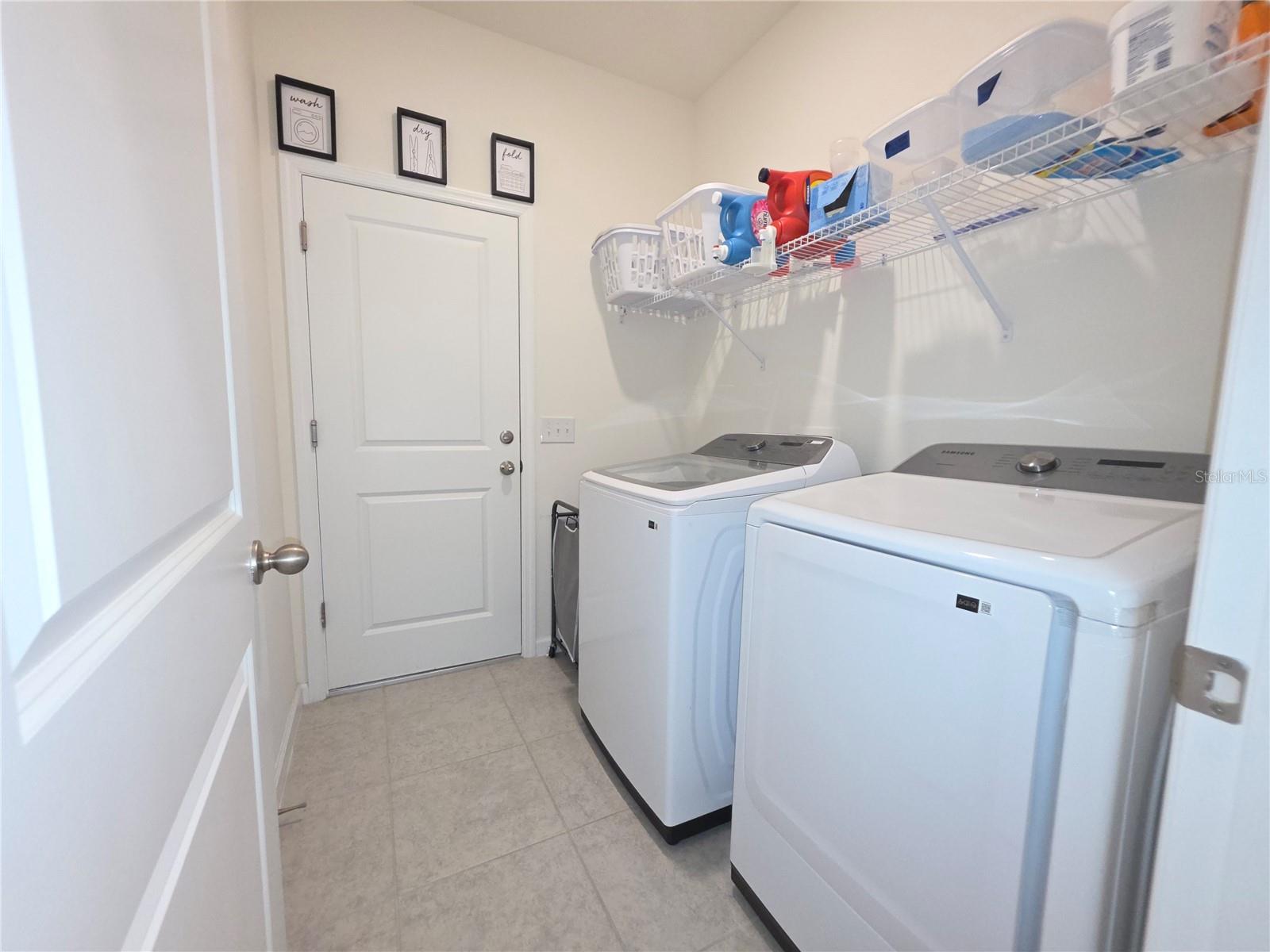 1569 Effra Way Property Photo 42