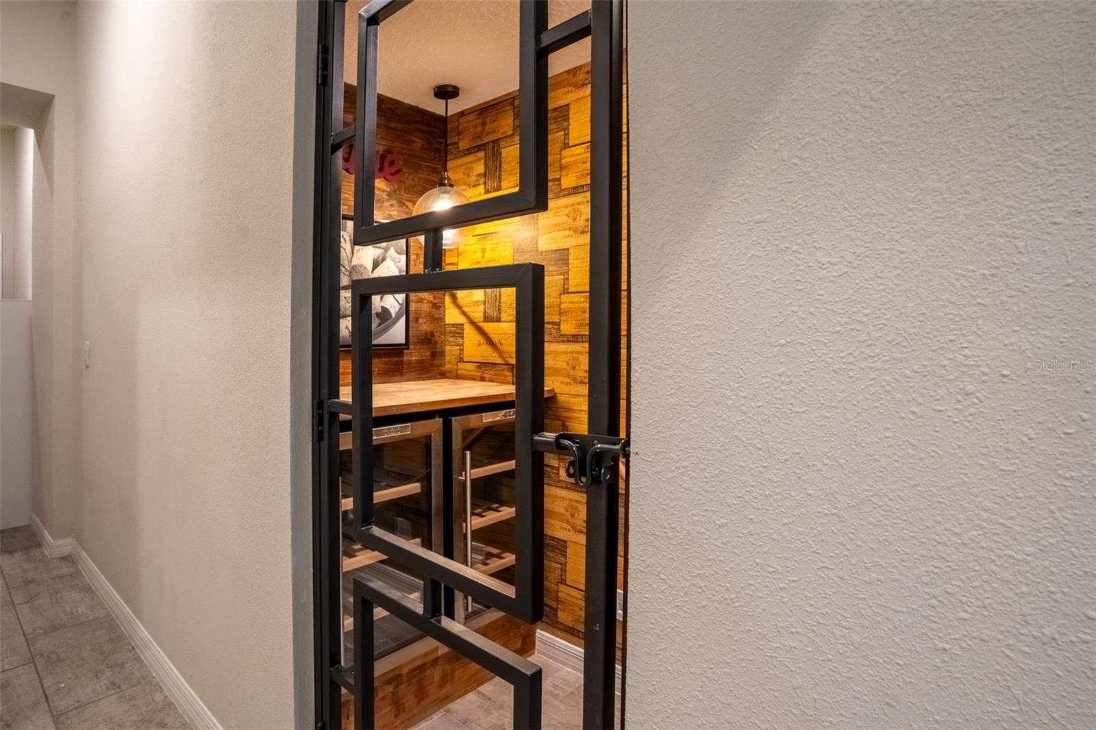 O6428391 Property Photo 15