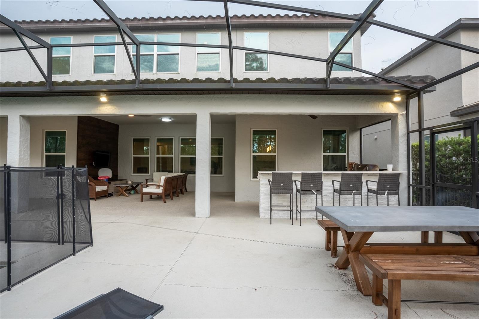 O6428391 Property Photo 28