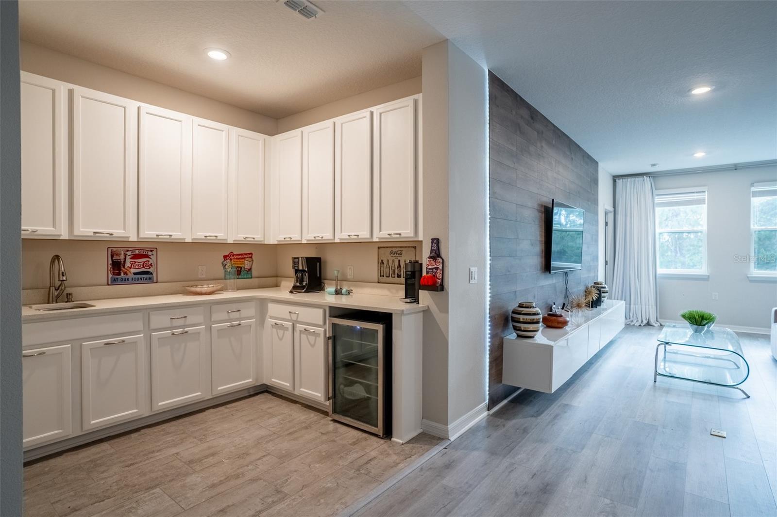 O6428391 Property Photo 32