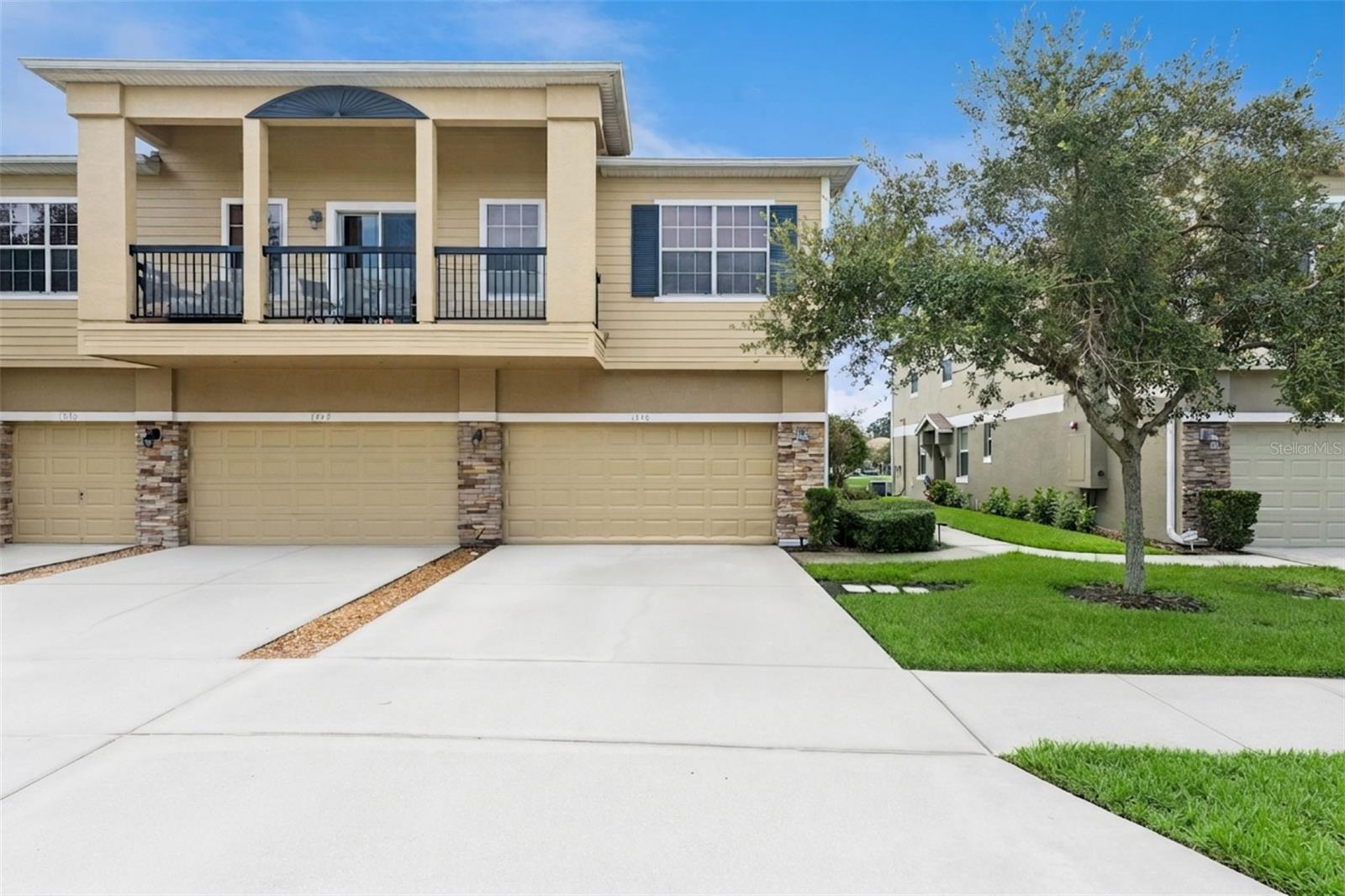 1668 Scarlet Oak Loop #c Property Photo 3