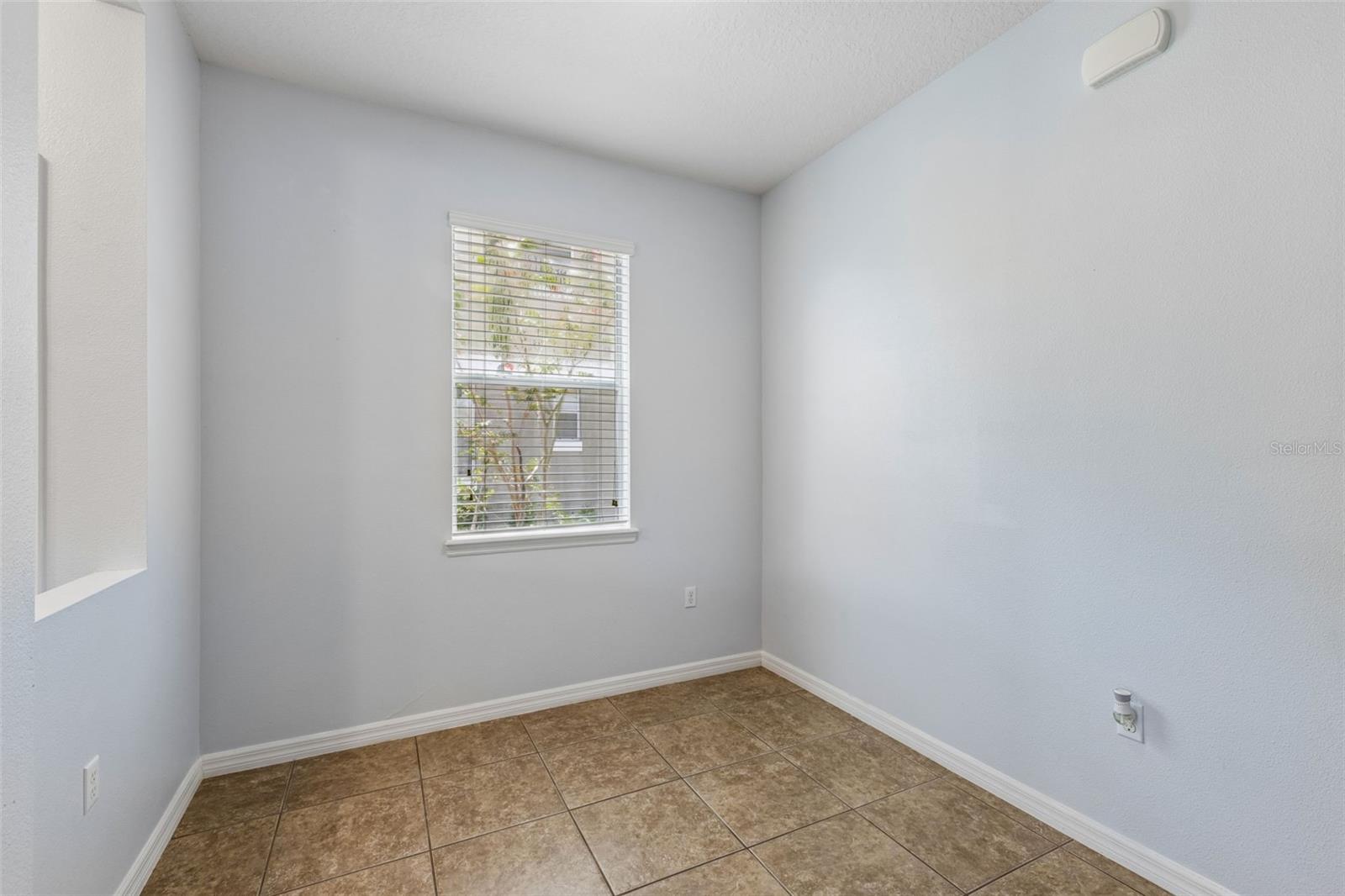 1668 Scarlet Oak Loop #c Property Photo 23