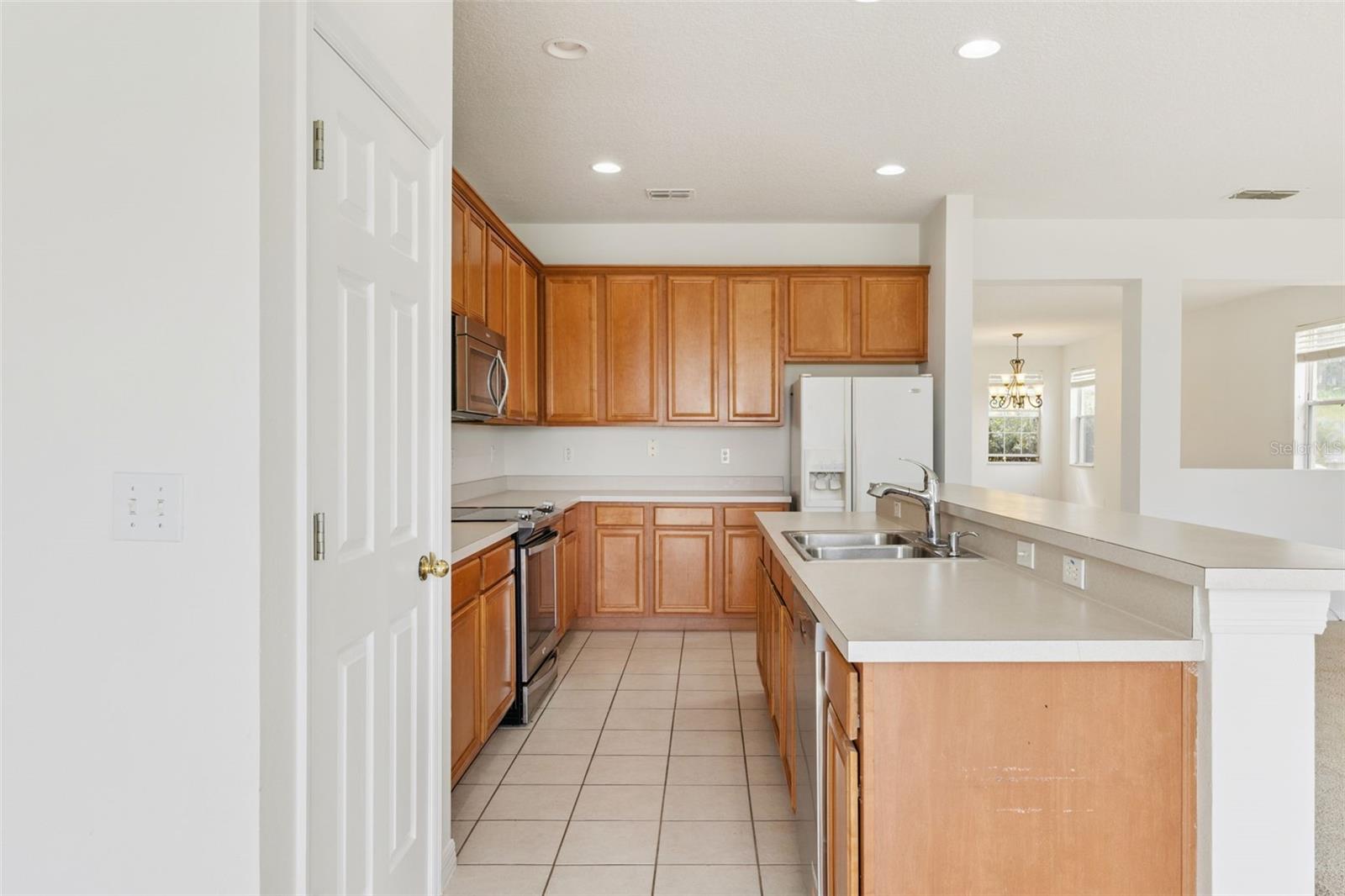 780 Lakeview Pointe Dr Property Photo 13