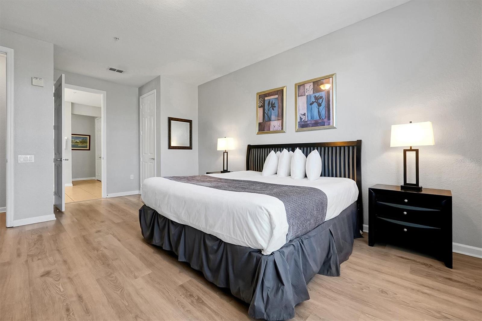5048 Shoreway Loop #10204 Property Photo 19