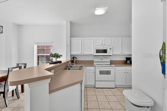 1070 Park Ridge Cir Property Photo 6
