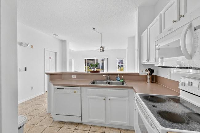 1070 Park Ridge Cir Property Photo 8