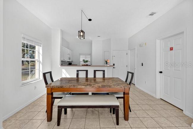 1070 Park Ridge Cir Property Photo 10
