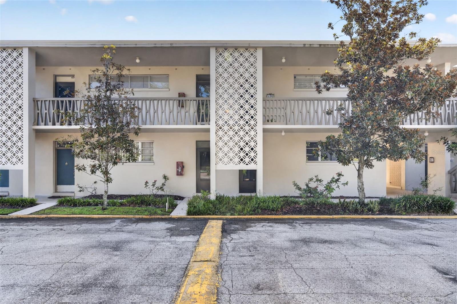 700 MELROSE AVE #A5 Property Photo 1