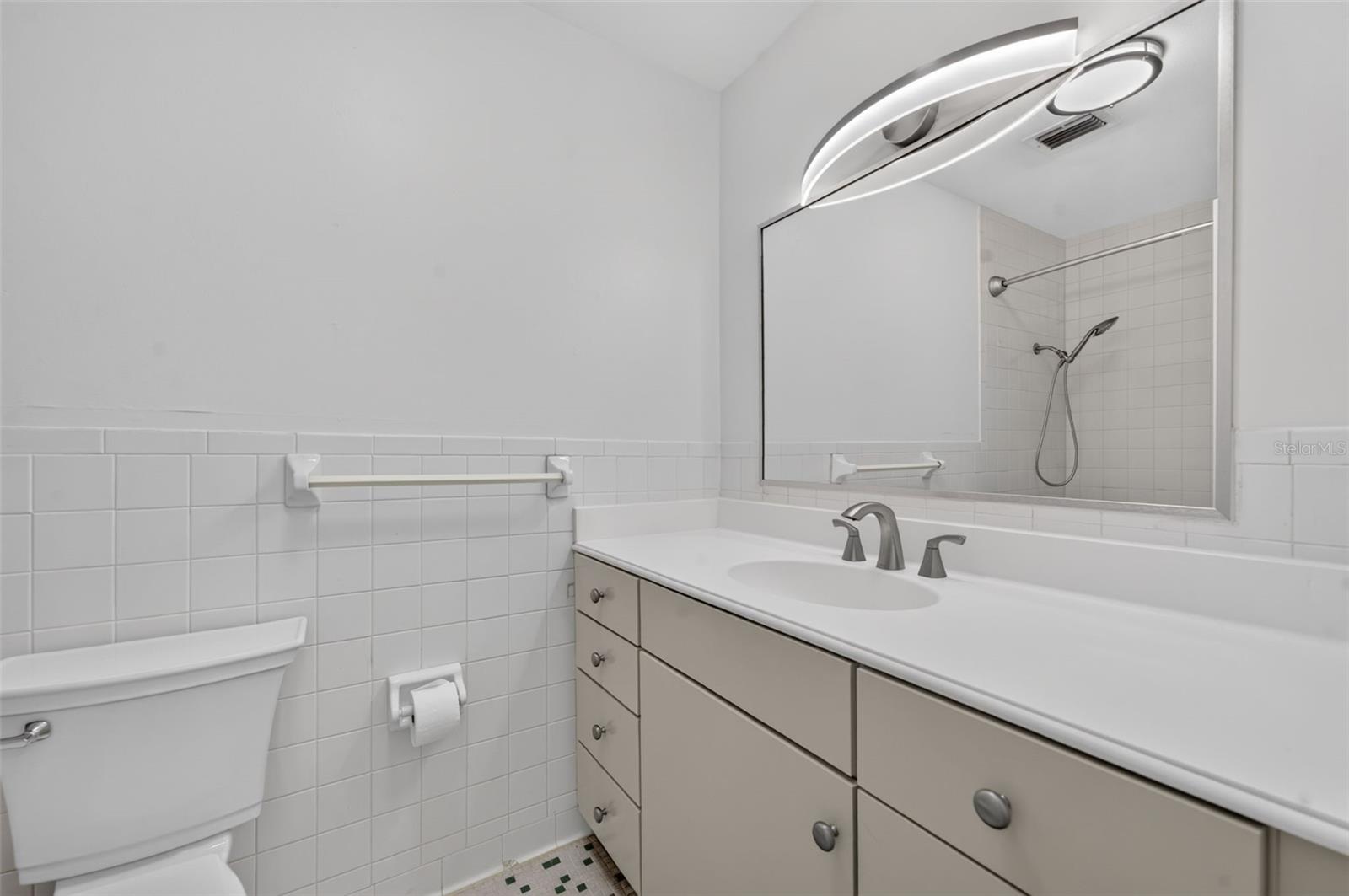 700 Melrose Ave #a5 Property Photo 21