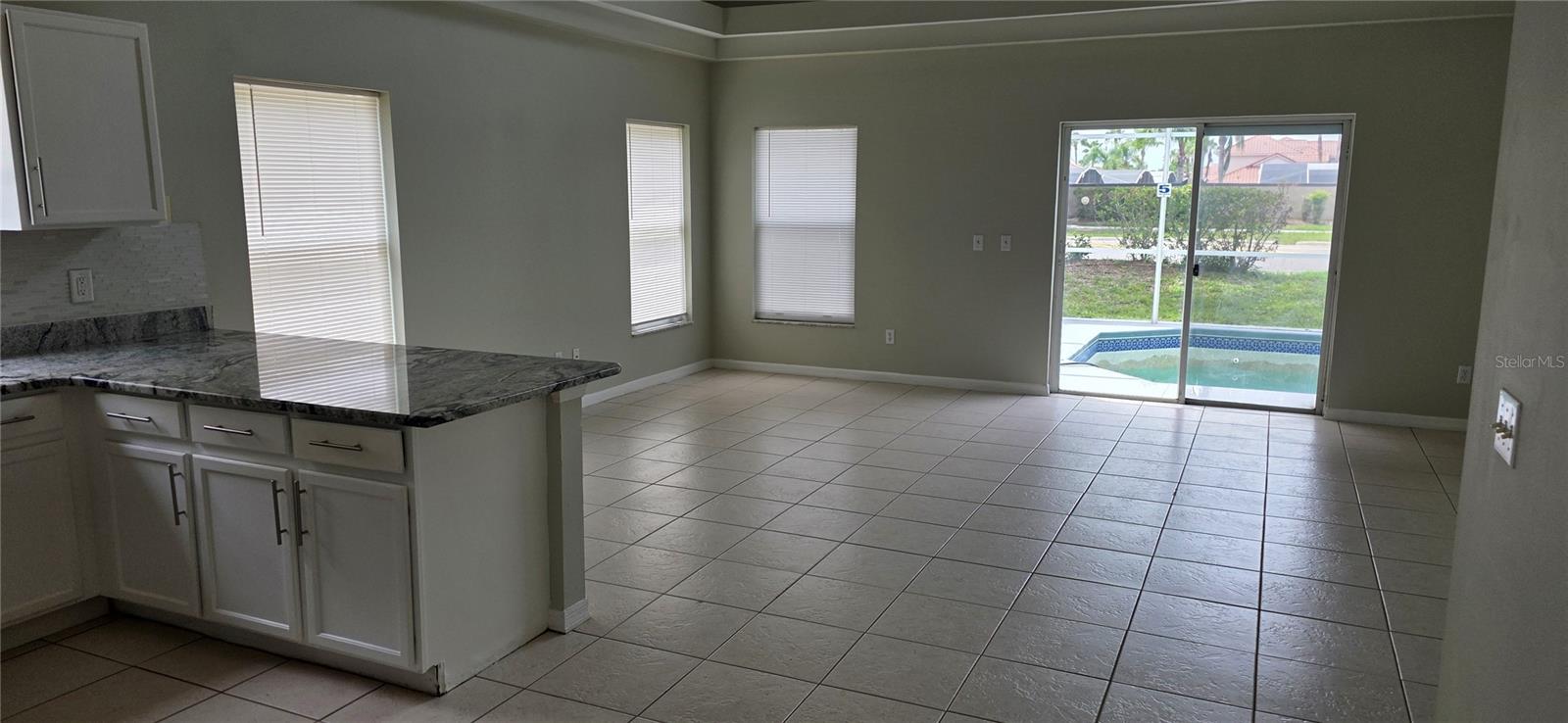 103 Riggs Cir Property Photo 3