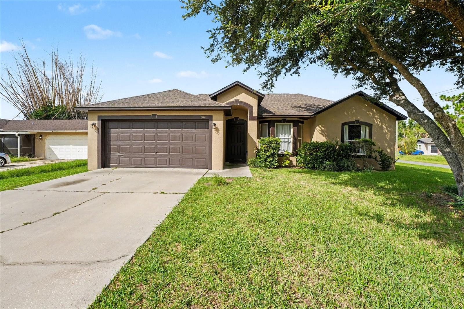 807 Del Prado Dr Property Photo