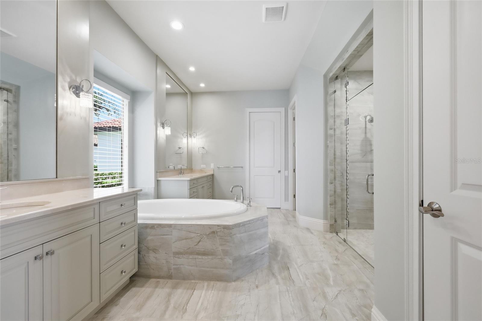 12102 Montalcino Cir Property Photo 35