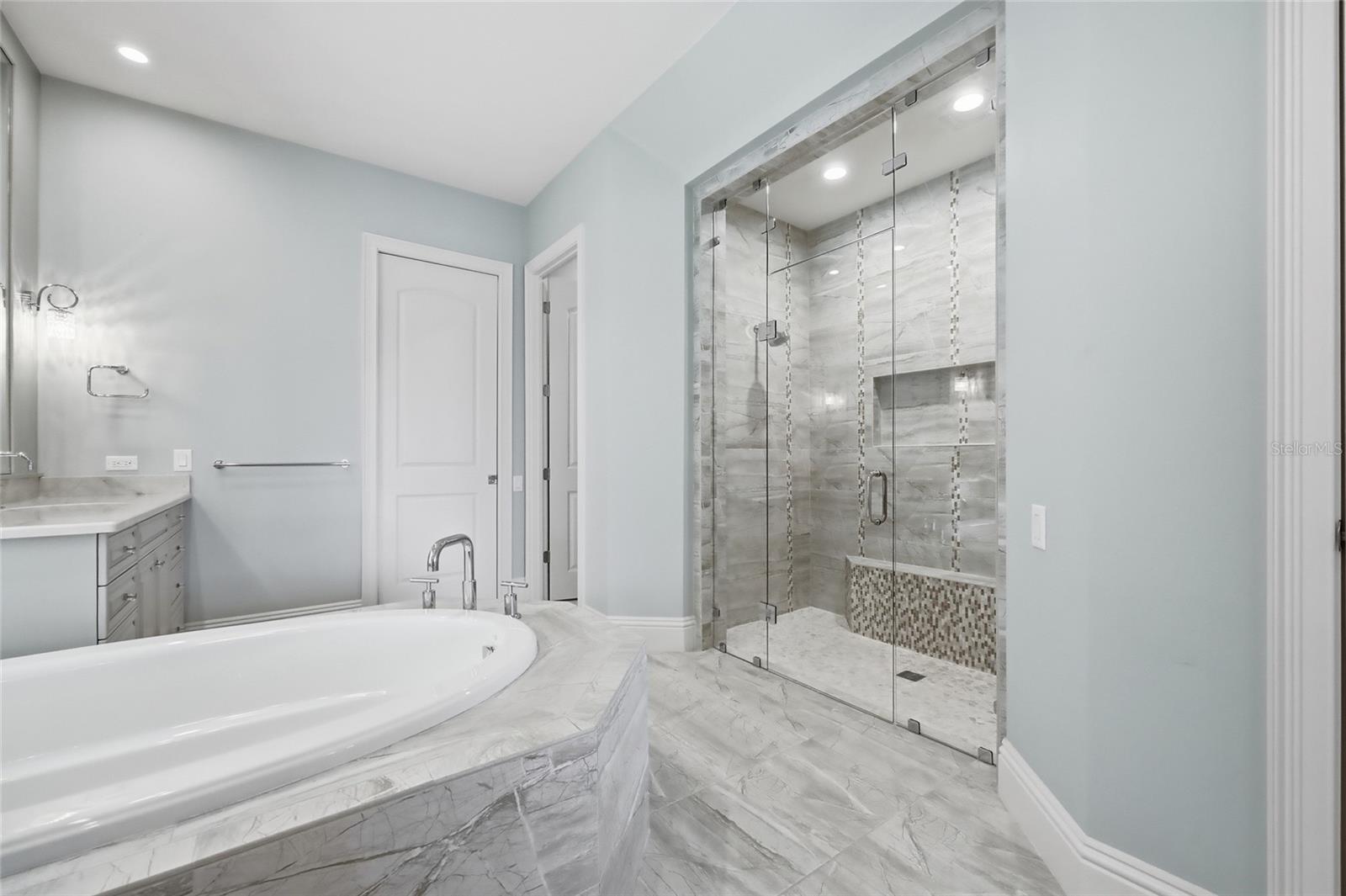 12102 Montalcino Cir Property Photo 36